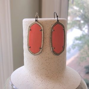 Kendra Scott salmon drop earrings
